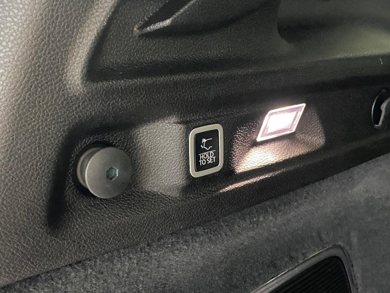 Jeep Grand Cherokee L Summit 4WD 2023