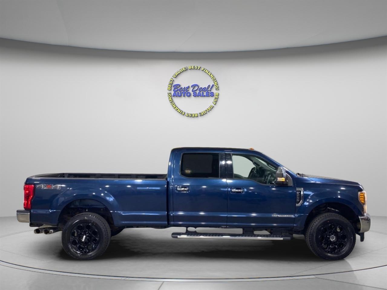 Ford F-250 SD XLT Crew Cab Long Bed 4WD 2017