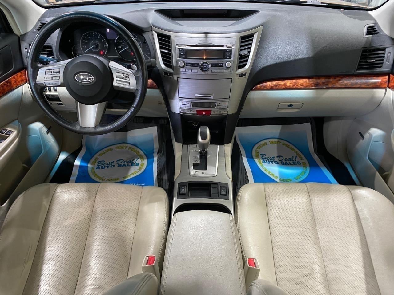 Subaru Legacy 2.5i Limited 2011