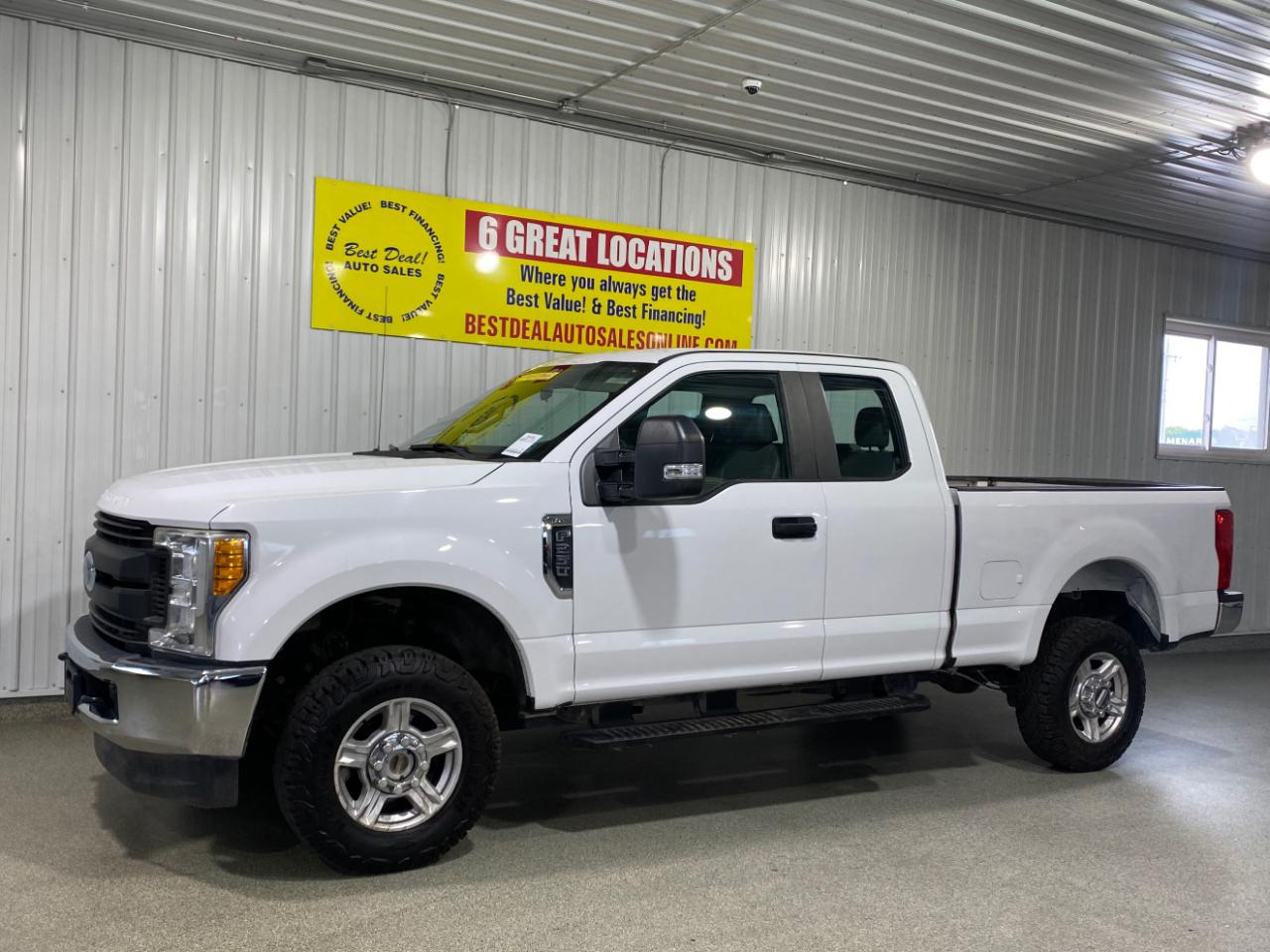 2017 Ford F-250 SD XLT SuperCab Long Bed 4WD