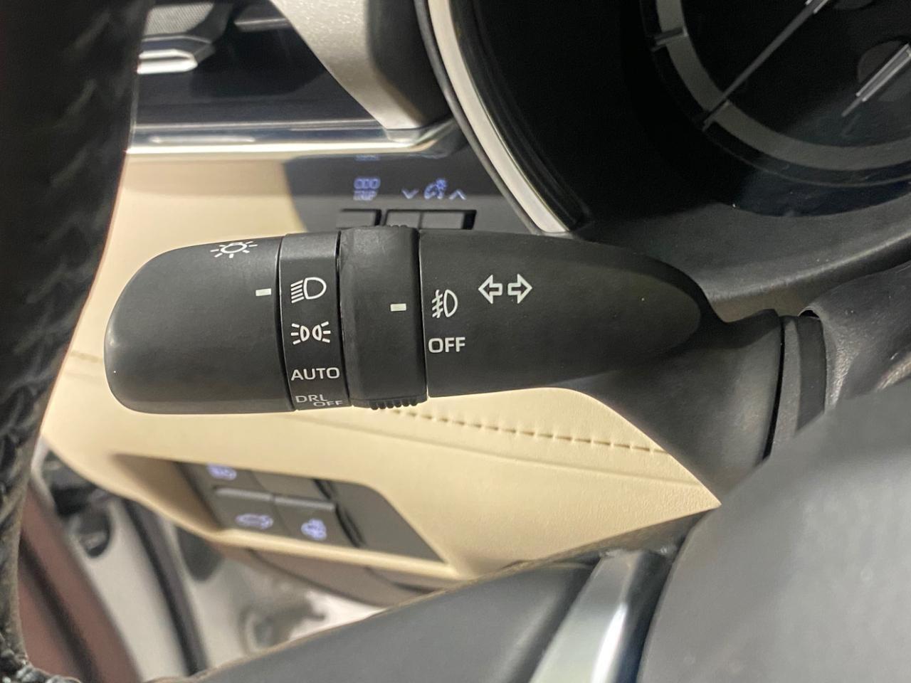 Toyota Highlander Limited AWD V6 2021