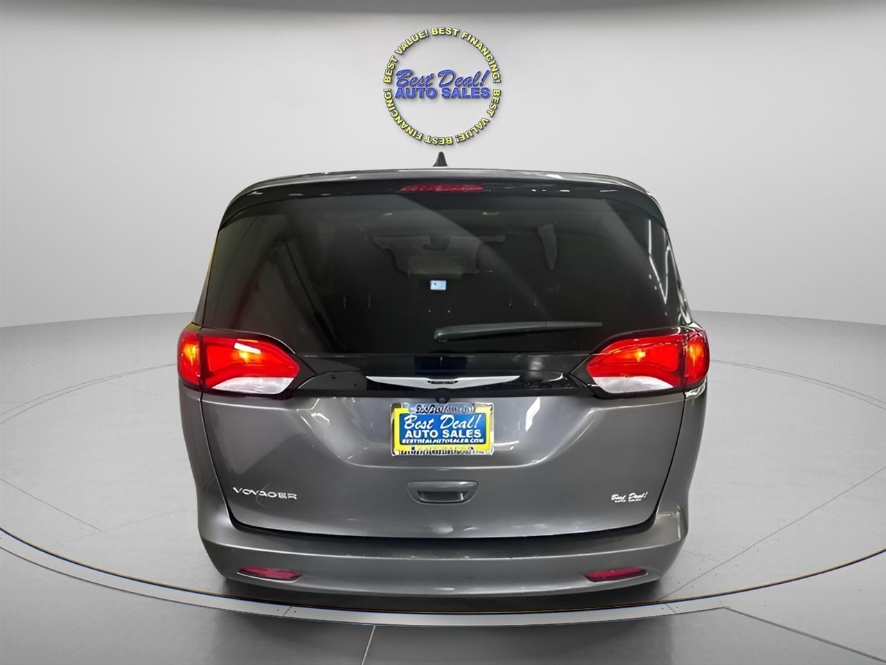 Chrysler Voyager LX 2023