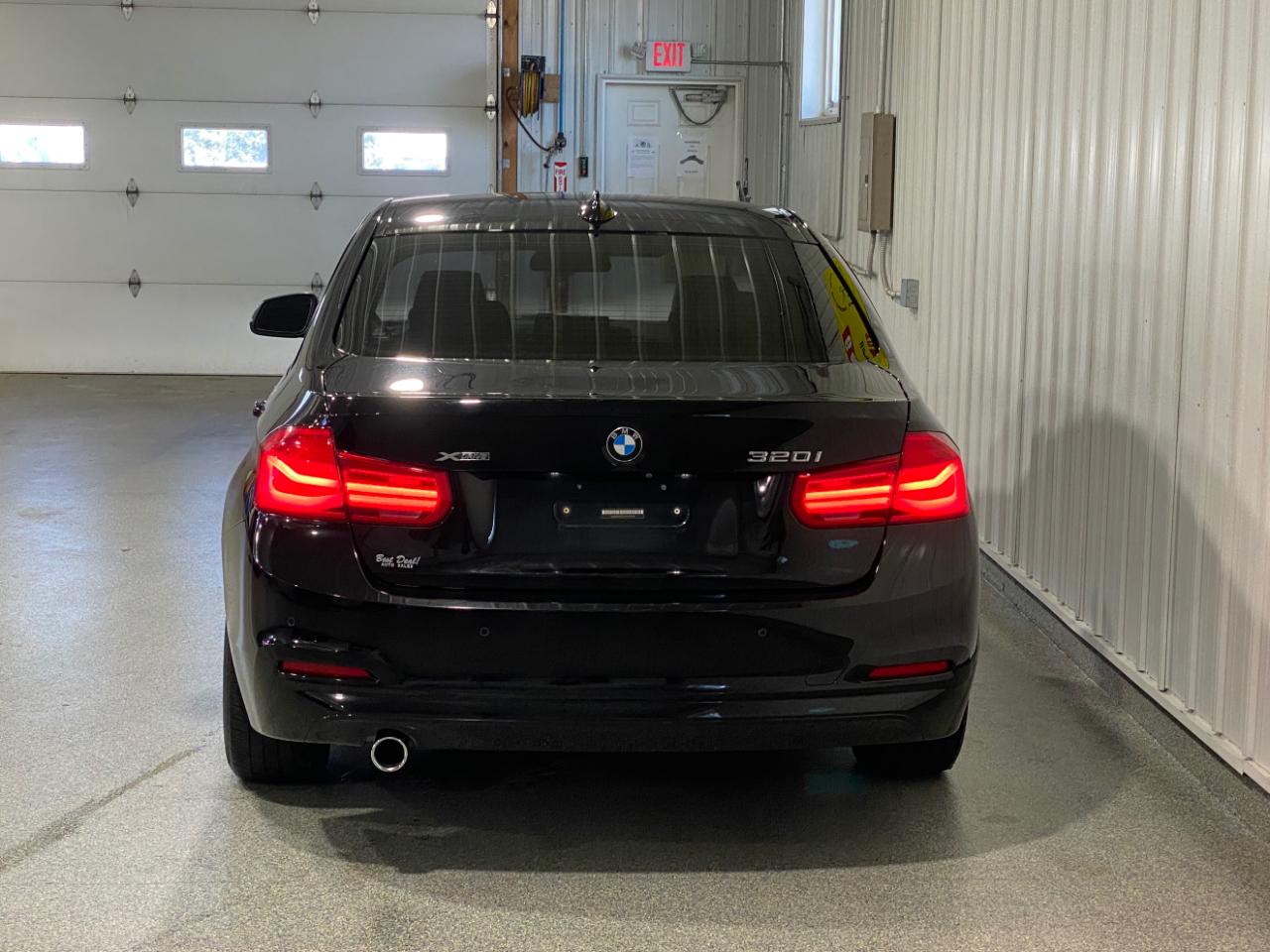 BMW 3-Series 320i xDrive Sedan 2018