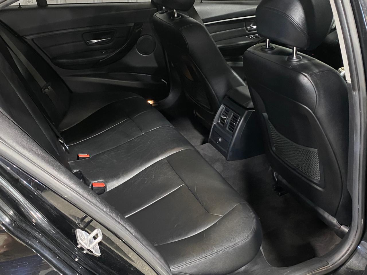 BMW 3-Series 320i xDrive Sedan 2018