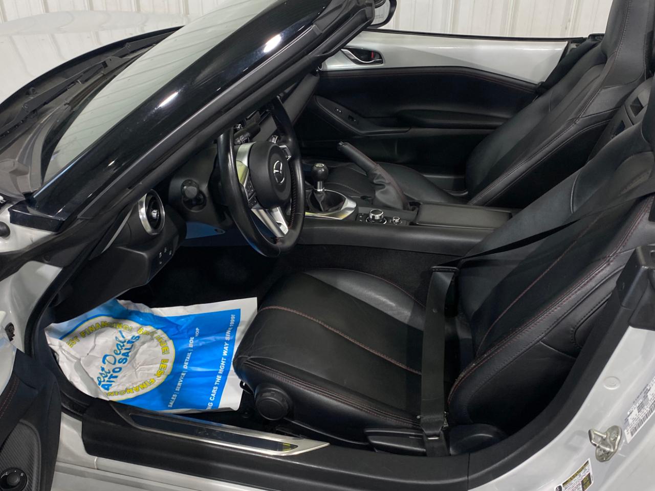 Mazda MX-5 Miata Grand Touring 6AT 2016