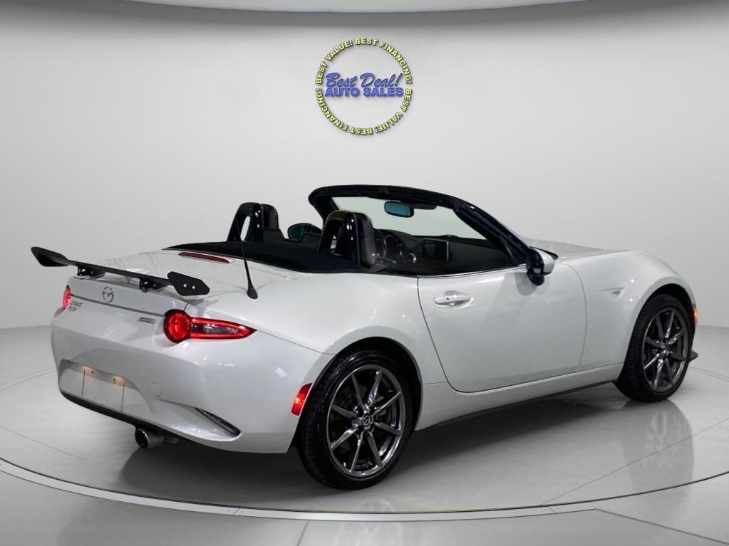 Mazda MX-5 Miata Grand Touring 6AT 2016