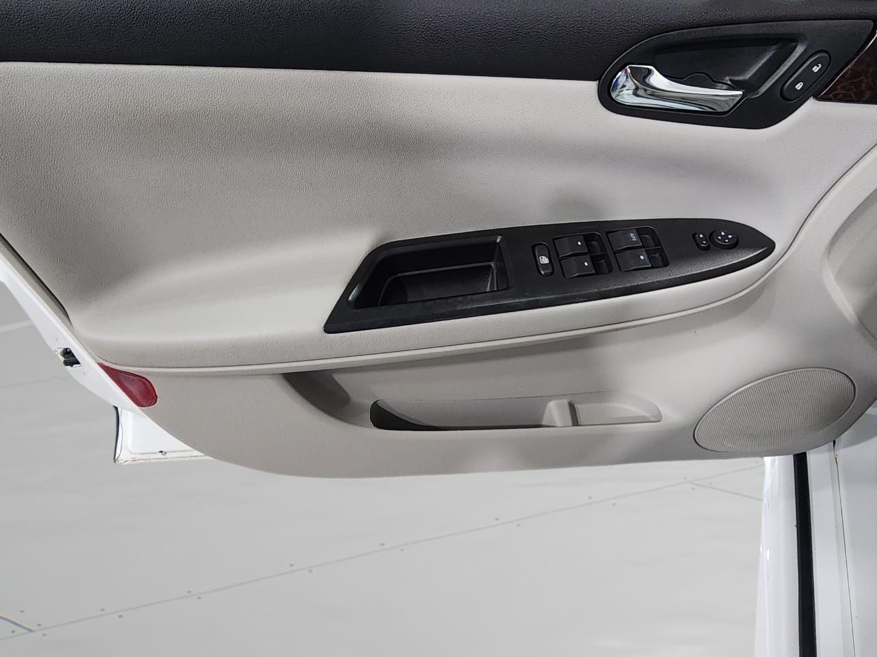 Chevrolet Impala  2012
