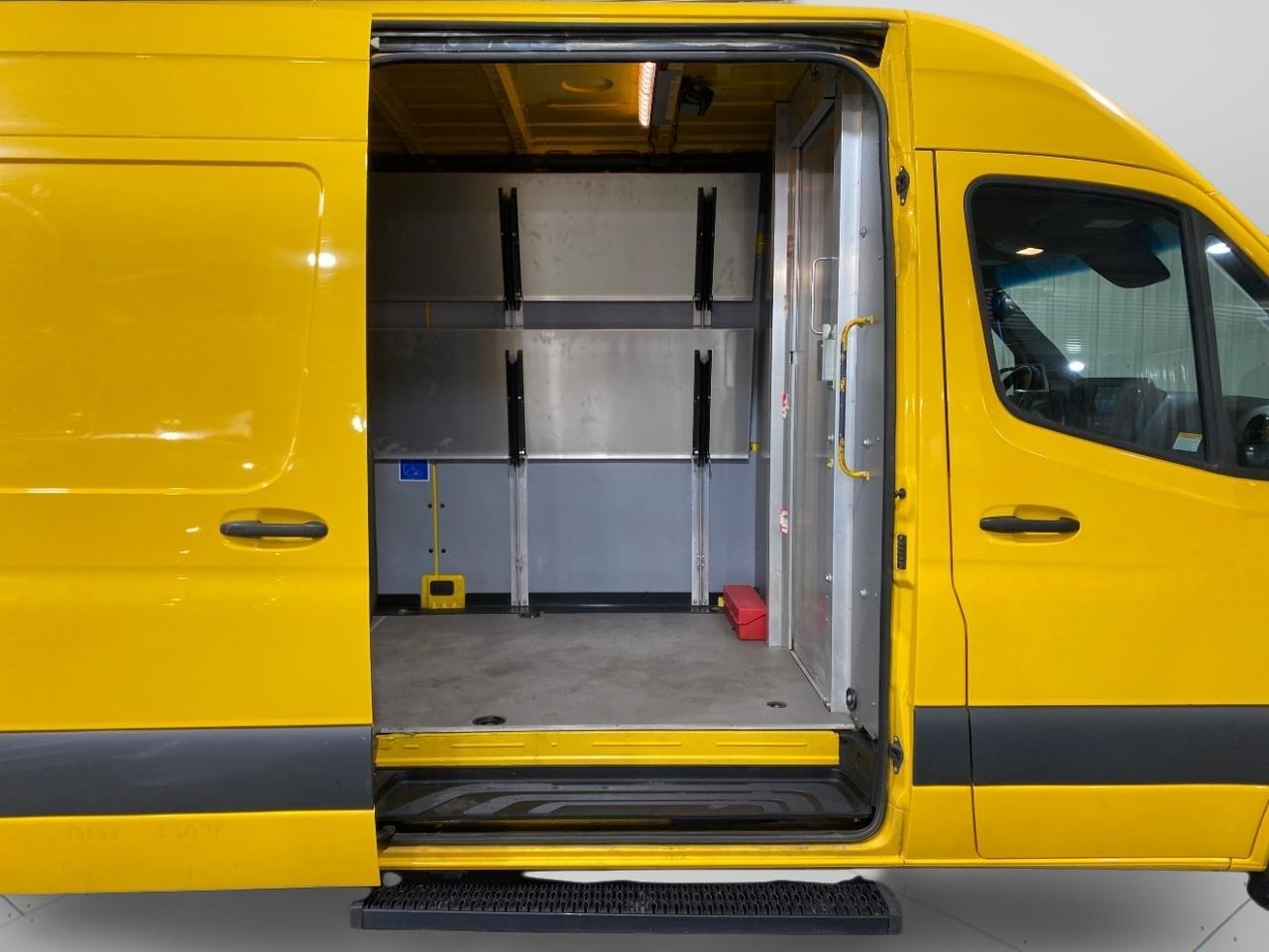 Mercedes-Benz Sprinter 2500 170-in. WB 2021