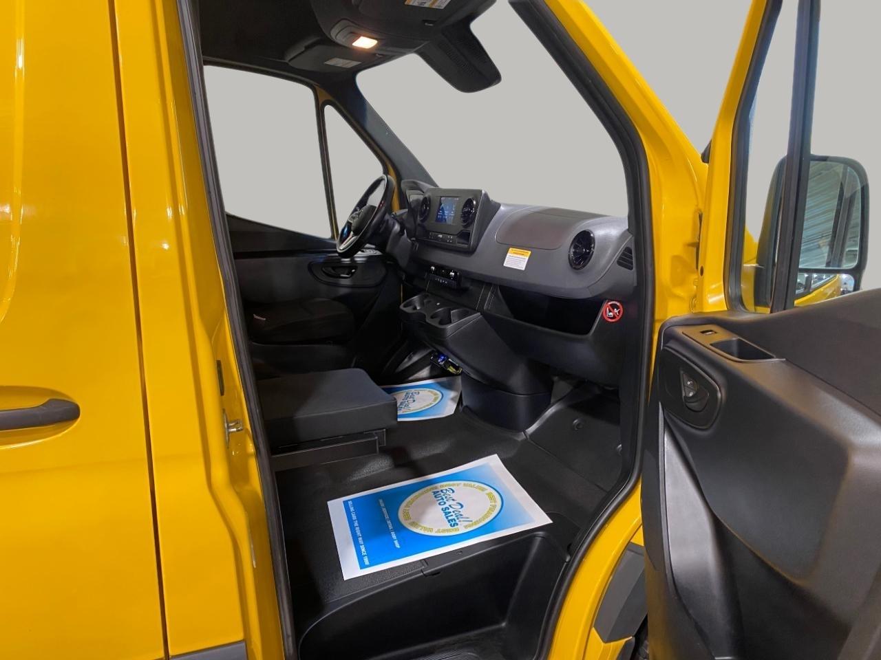 Mercedes-Benz Sprinter 2500 170-in. WB 2021