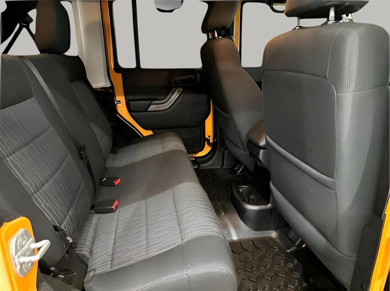 Jeep Wrangler Unlimited Sport 4WD 2012