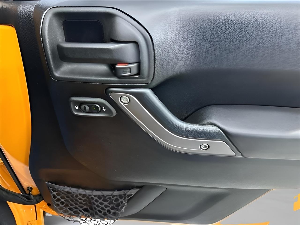 Jeep Wrangler Unlimited Sport 4WD 2012