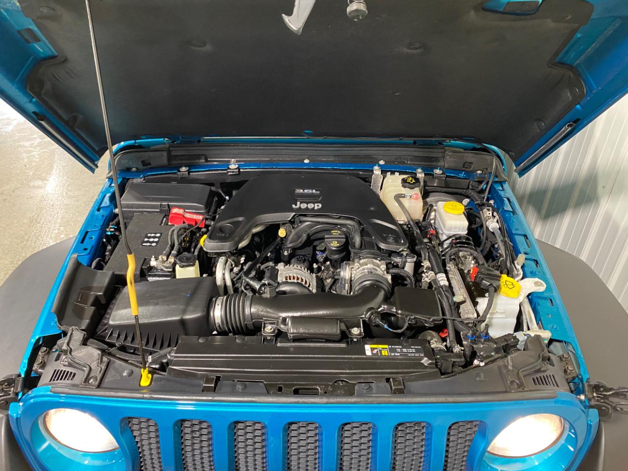 Jeep Wrangler Sport 4WD 2020