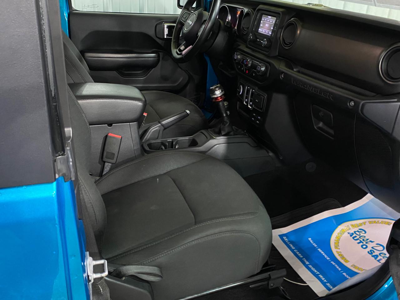 Jeep Wrangler Sport 4WD 2020