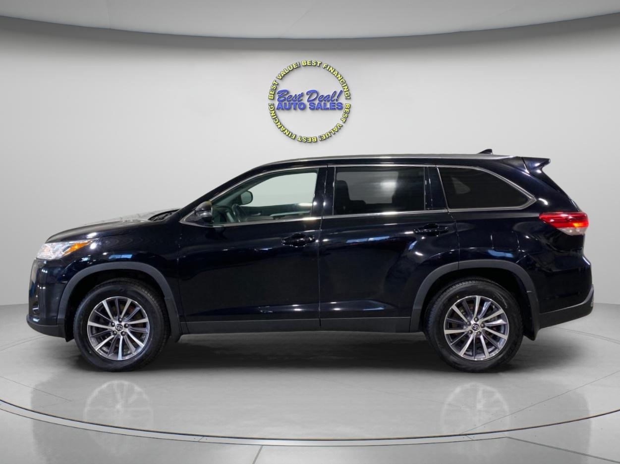 Toyota Highlander XLE AWD V6 2019