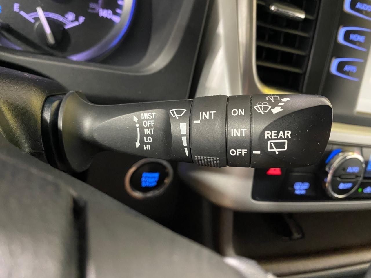 Toyota Highlander XLE AWD V6 2019