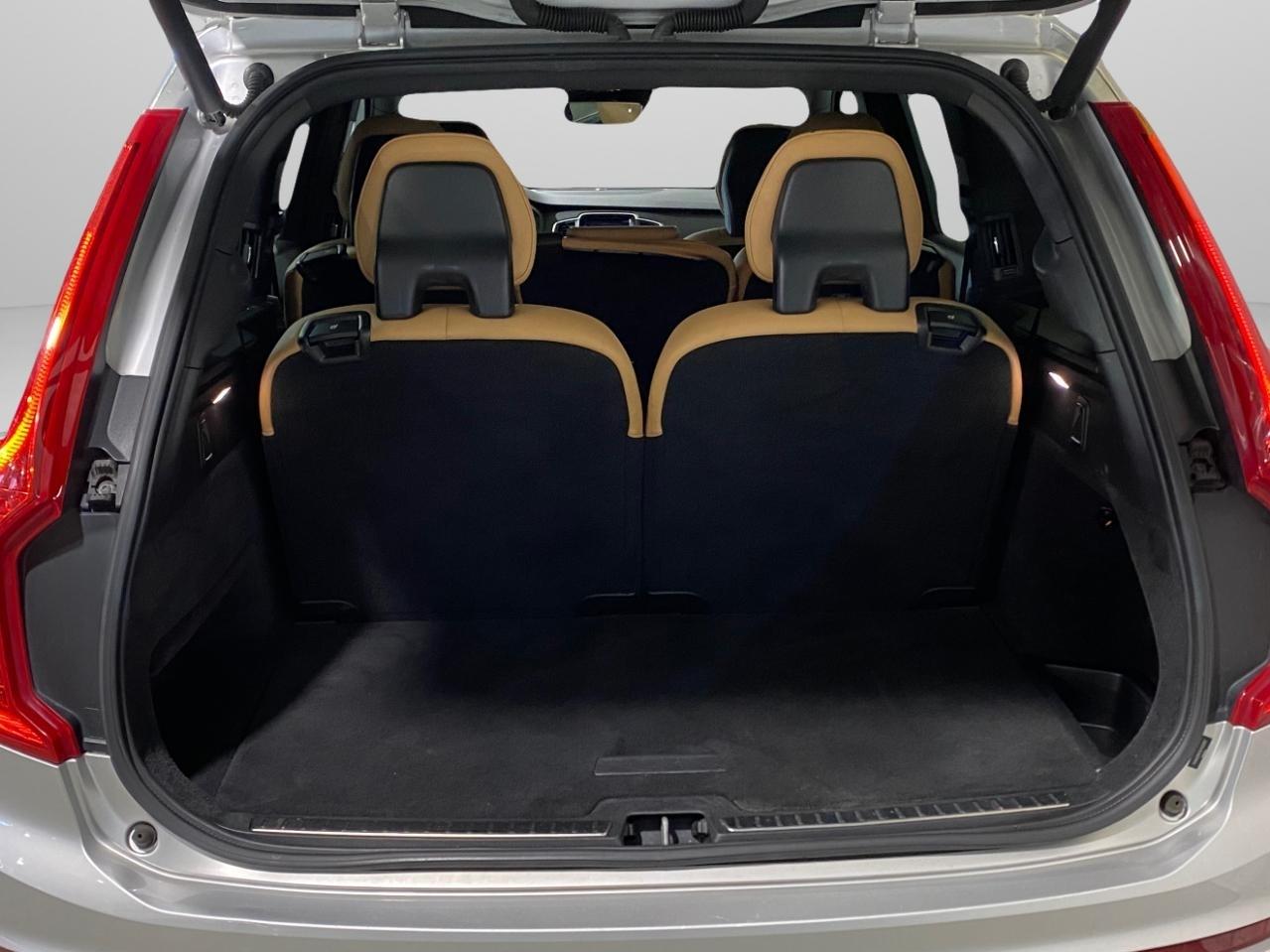 Volvo XC90 T6 Momentum AWD 2019