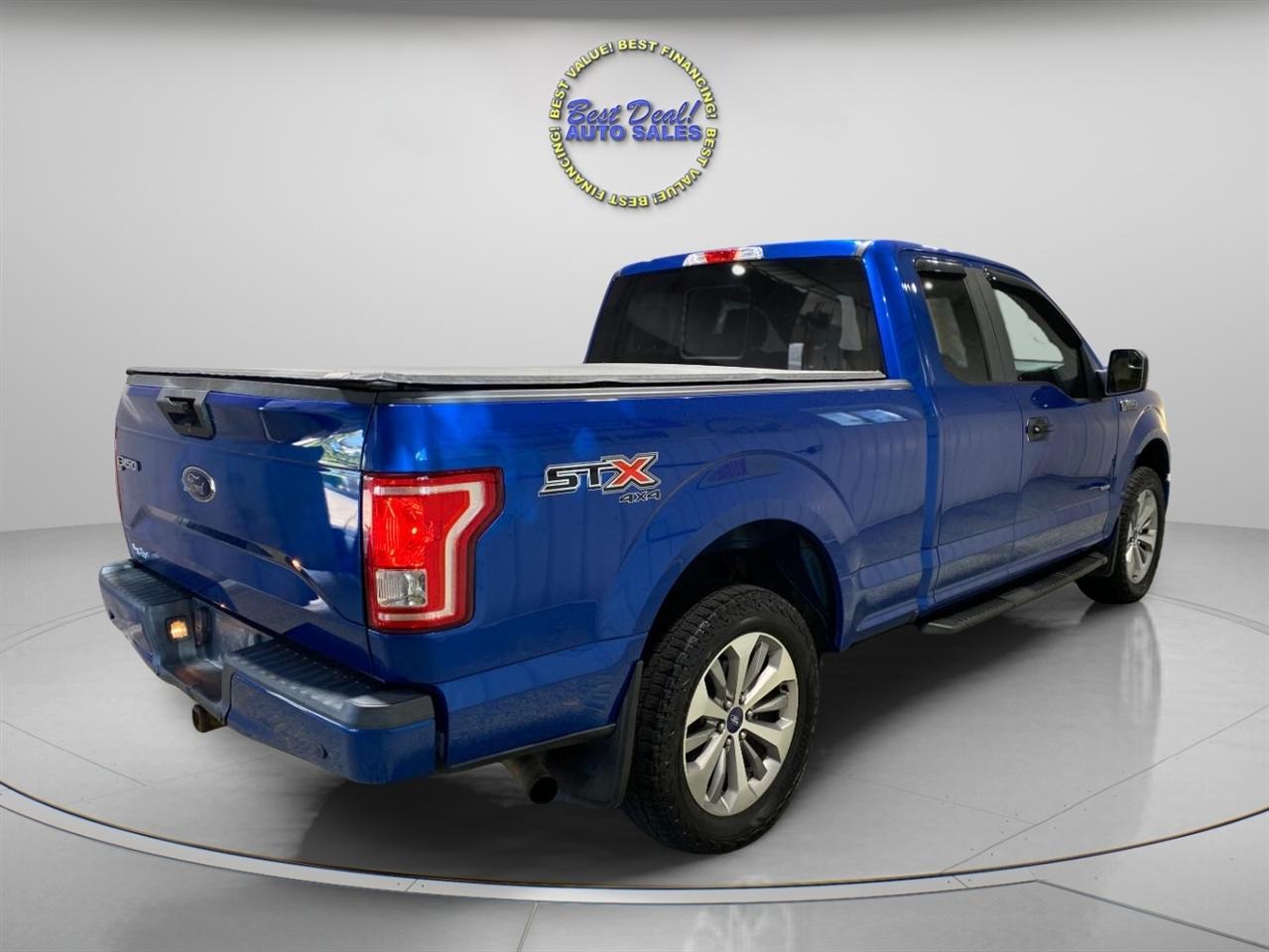 Ford F-150 STX SuperCab 6.5-ft. Bed 4WD 2017