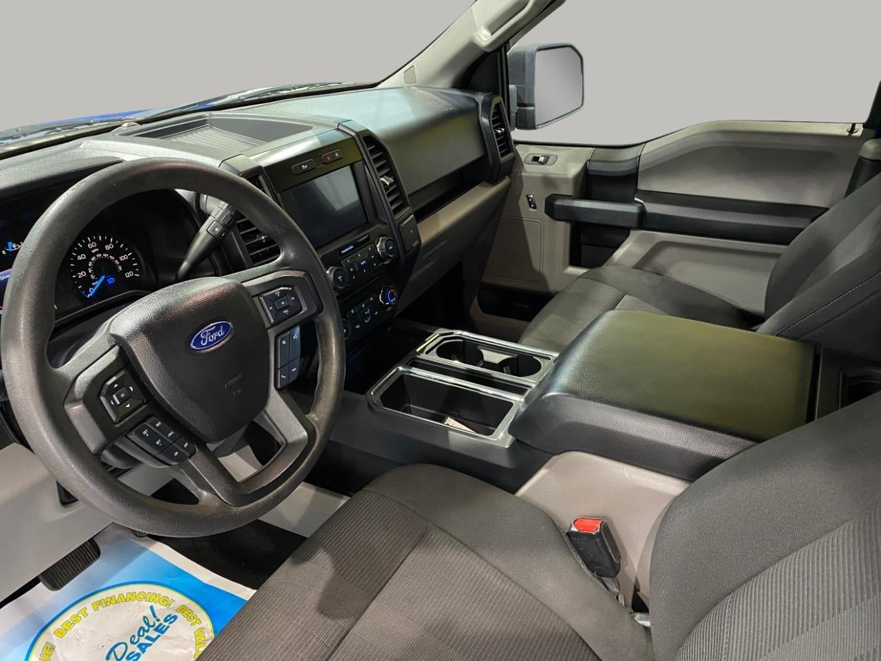 Ford F-150 STX SuperCab 6.5-ft. Bed 4WD 2017