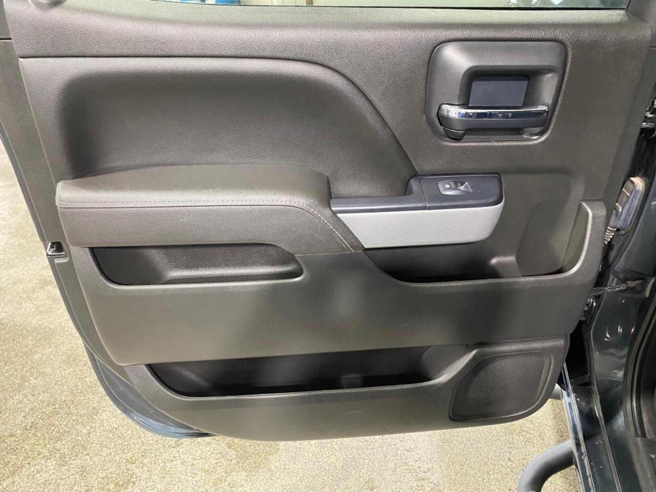 Chevrolet Silverado 1500 LT Crew Cab 4WD 2017
