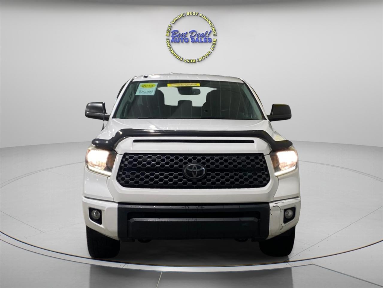 Toyota Tundra SR5 5.7L V8 Double Cab 4WD 2019