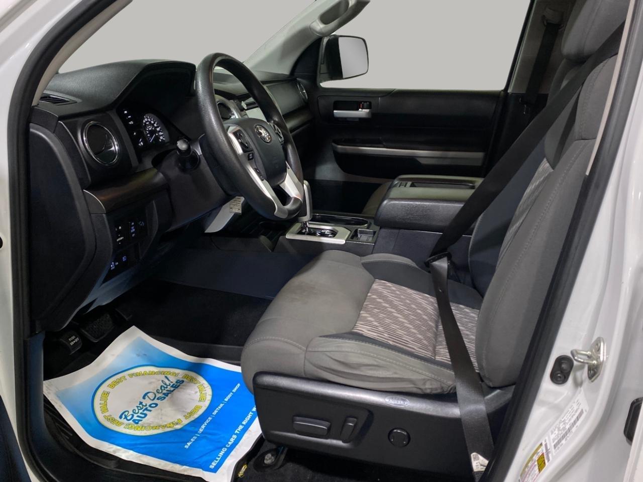 Toyota Tundra SR5 5.7L V8 Double Cab 4WD 2019