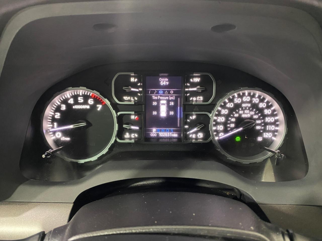 Toyota Tundra SR5 5.7L V8 Double Cab 4WD 2019