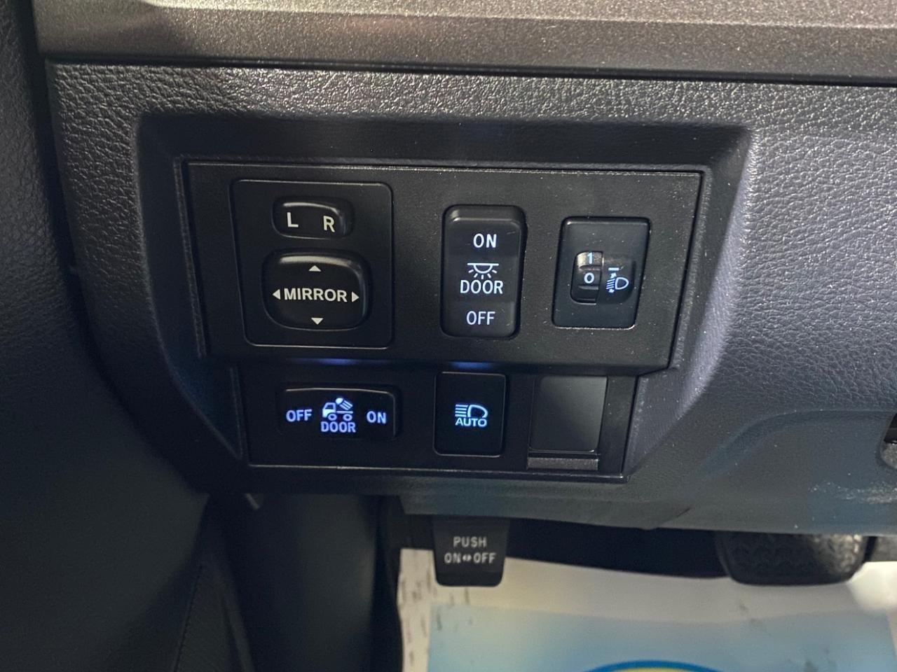 Toyota Tundra SR5 5.7L V8 Double Cab 4WD 2019