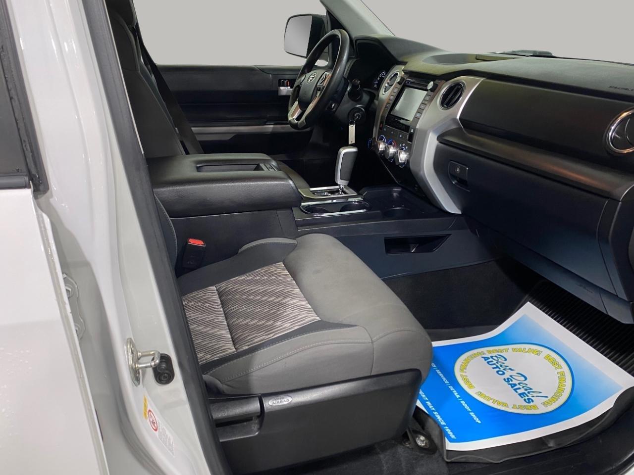 Toyota Tundra SR5 5.7L V8 Double Cab 4WD 2019