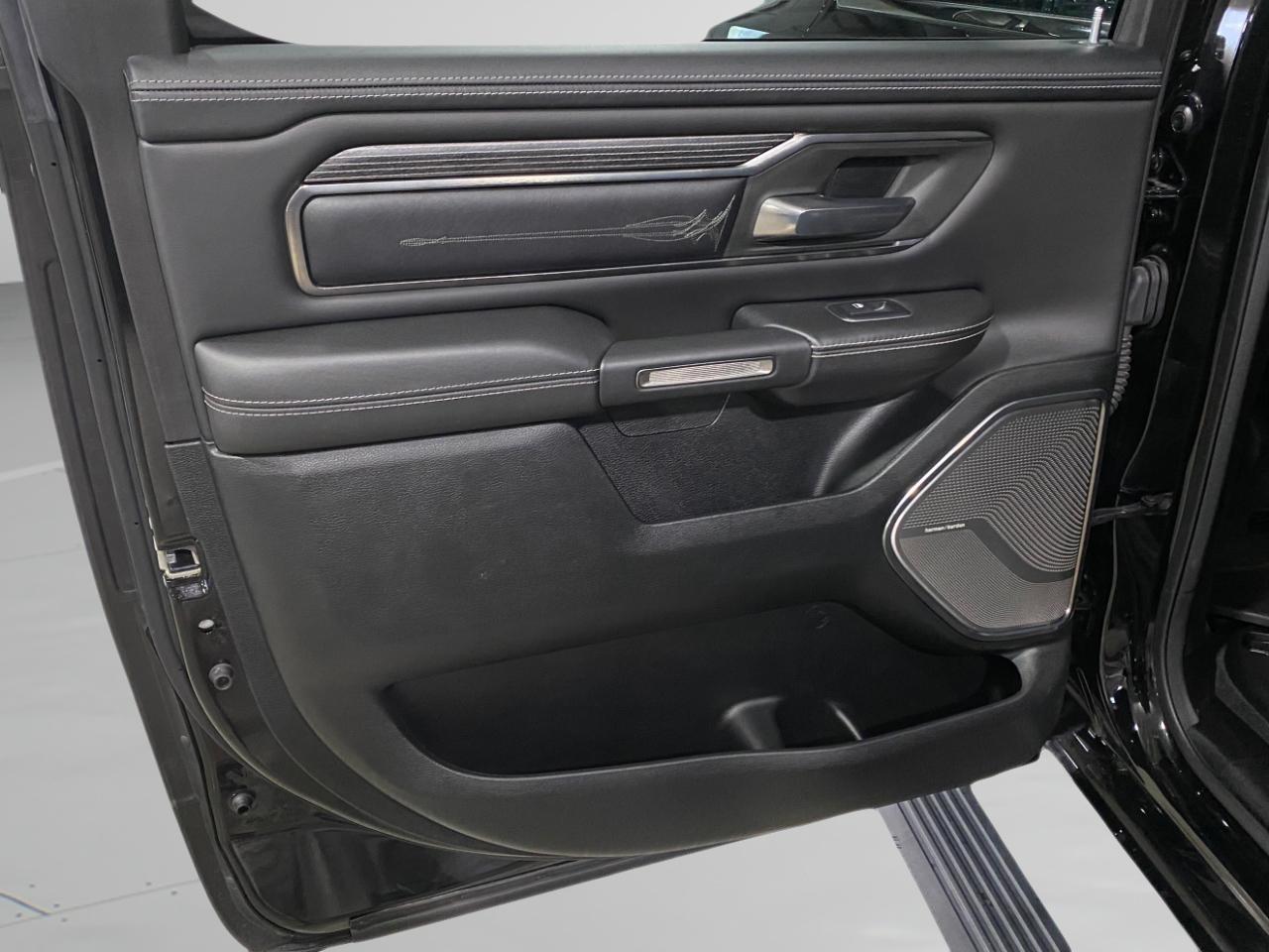 RAM 1500 Limited Crew Cab SWB 4WD 2020