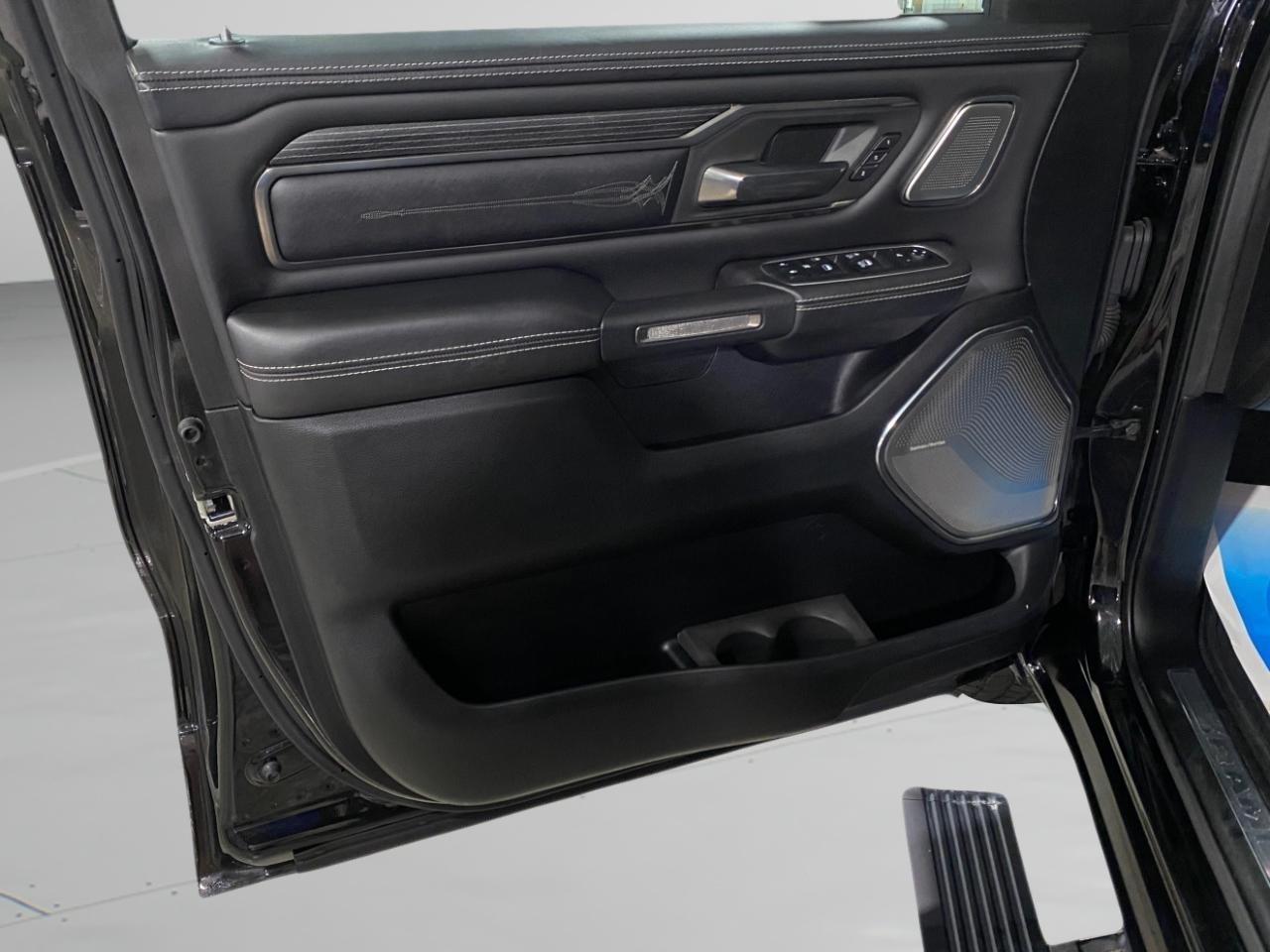 RAM 1500 Limited Crew Cab SWB 4WD 2020