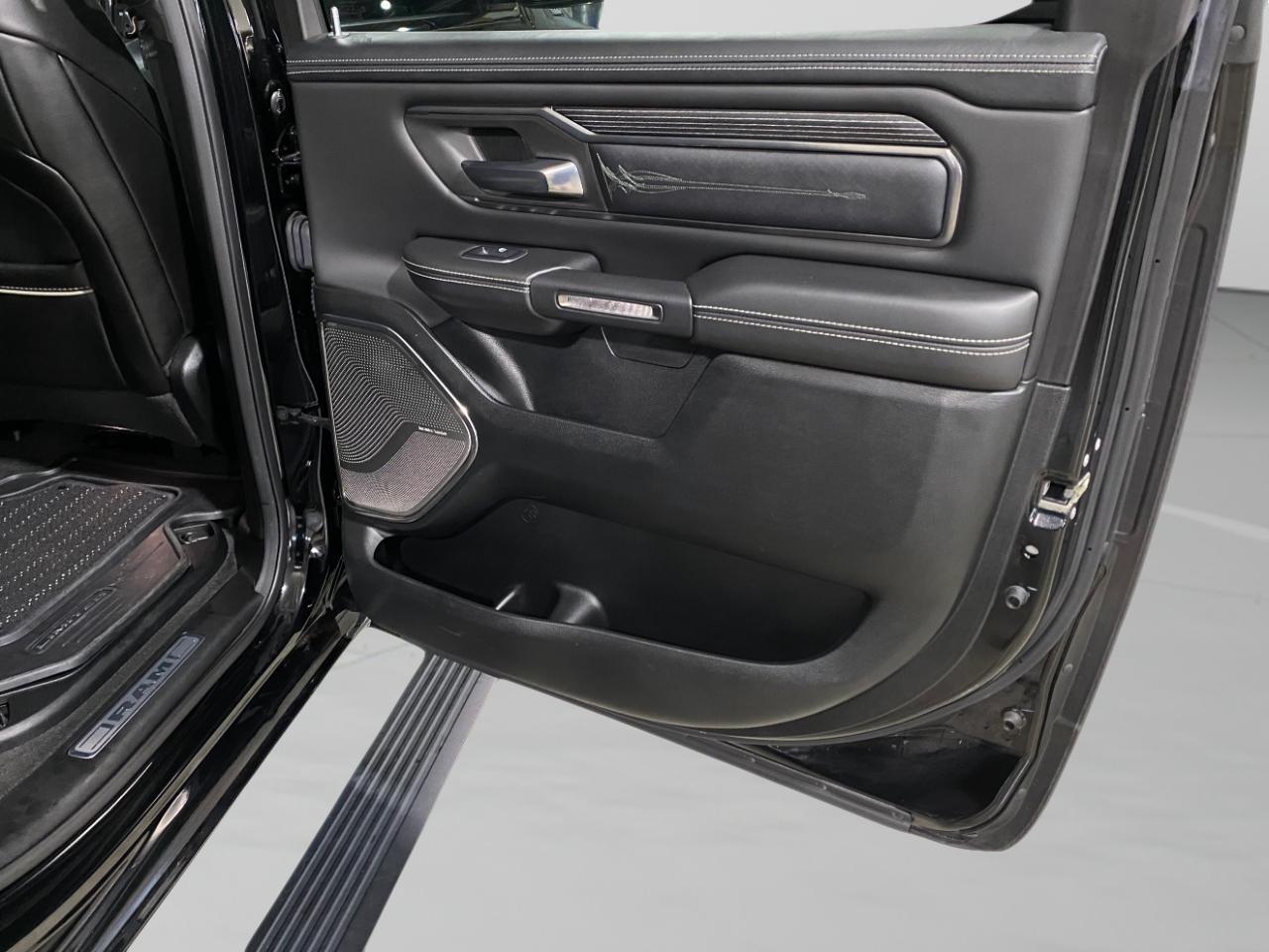 RAM 1500 Limited Crew Cab SWB 4WD 2020