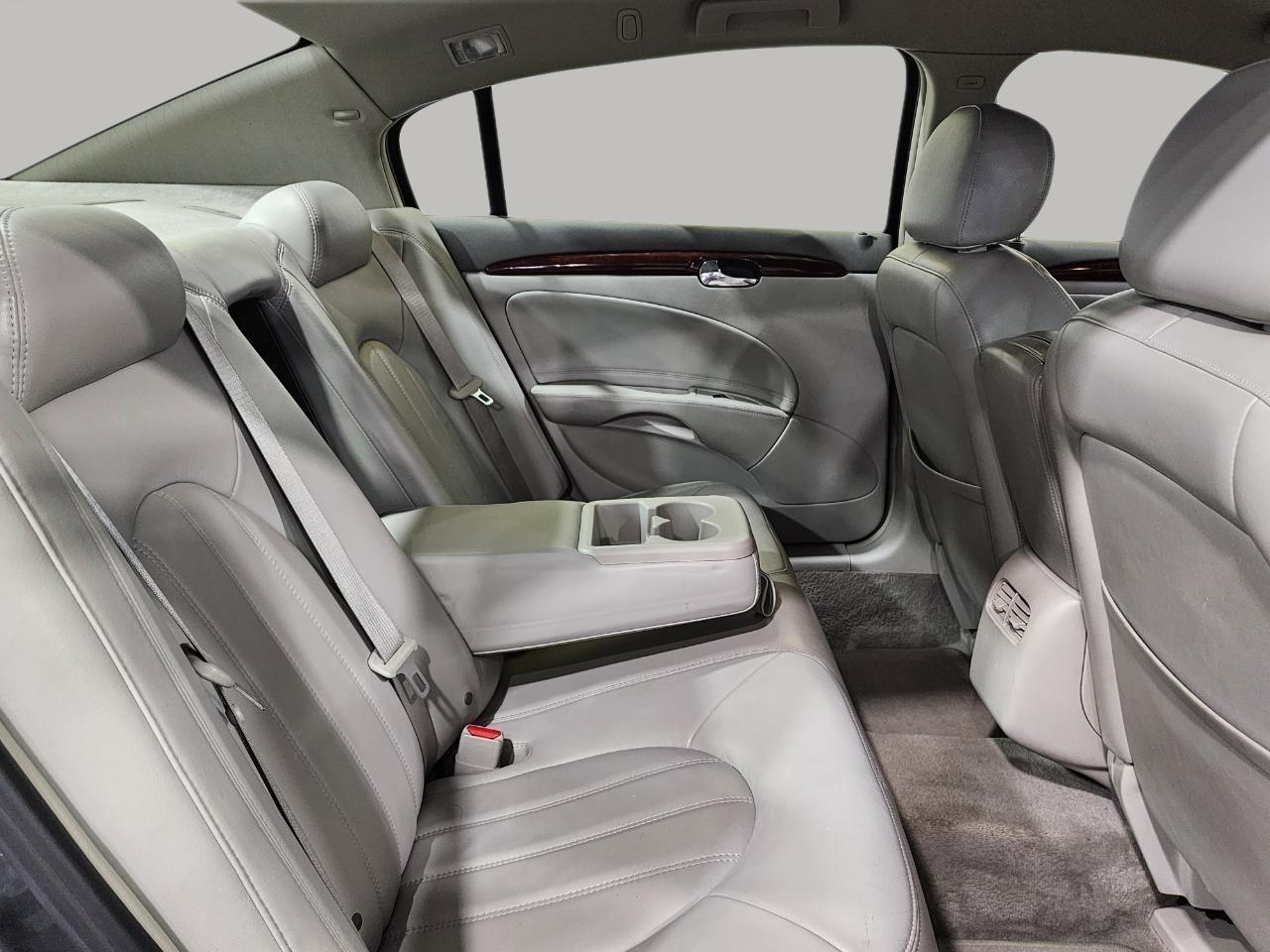 Buick Lucerne  2006