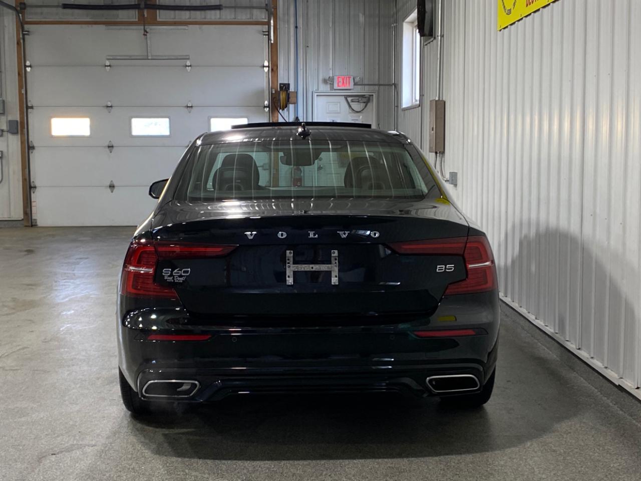 Volvo S60 B5 Momentum 2022