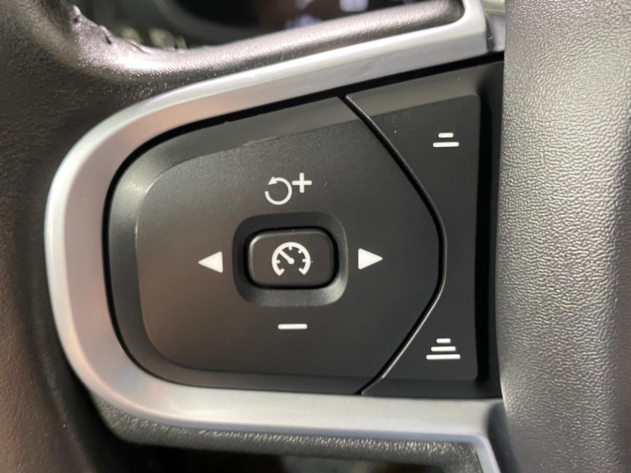 Volvo S60 B5 Momentum 2022