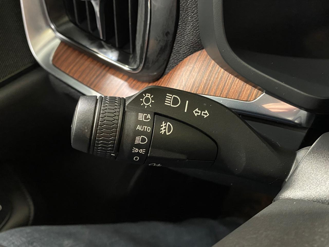 Volvo S60 B5 Momentum 2022