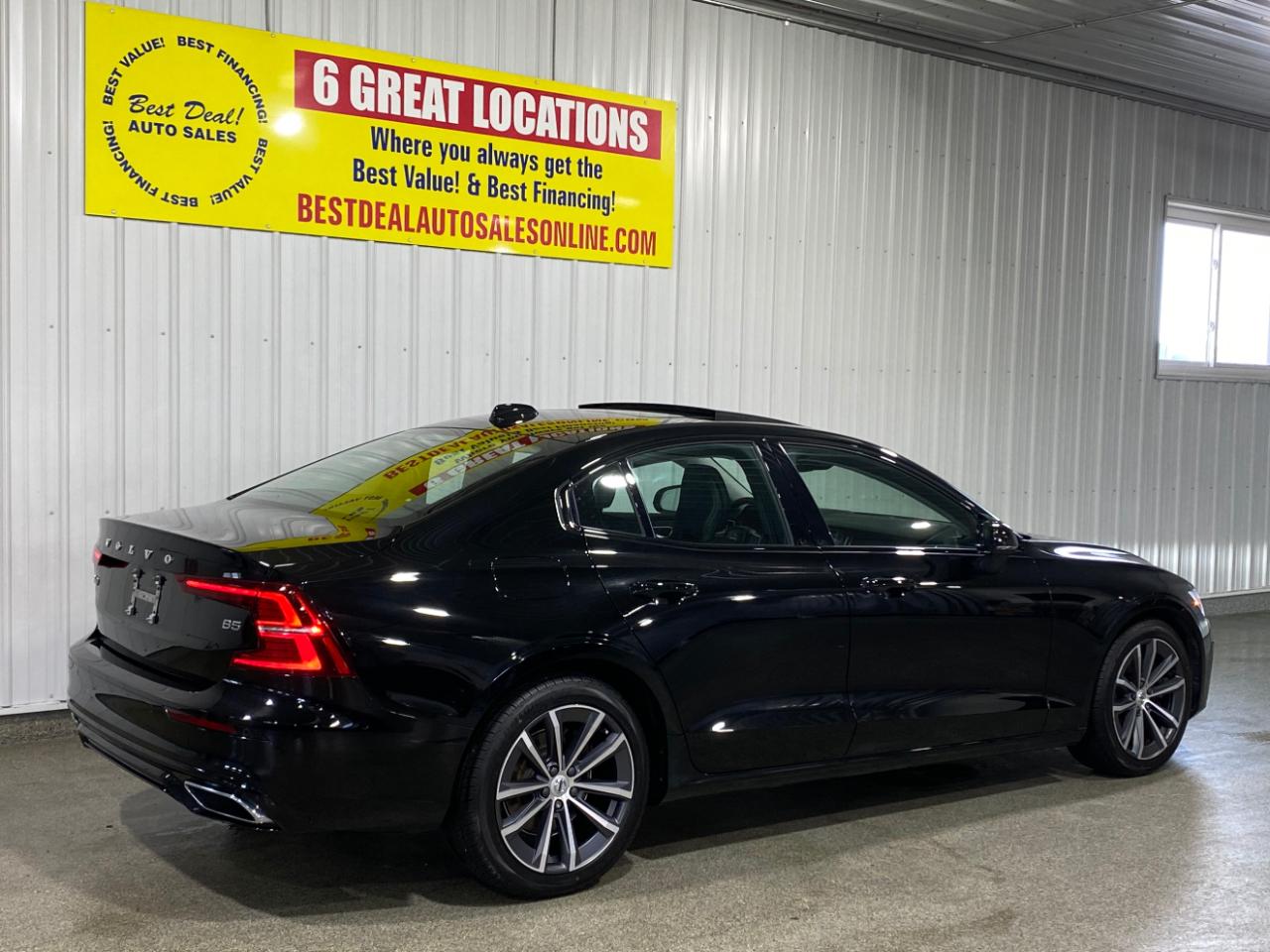 Volvo S60 B5 Momentum 2022