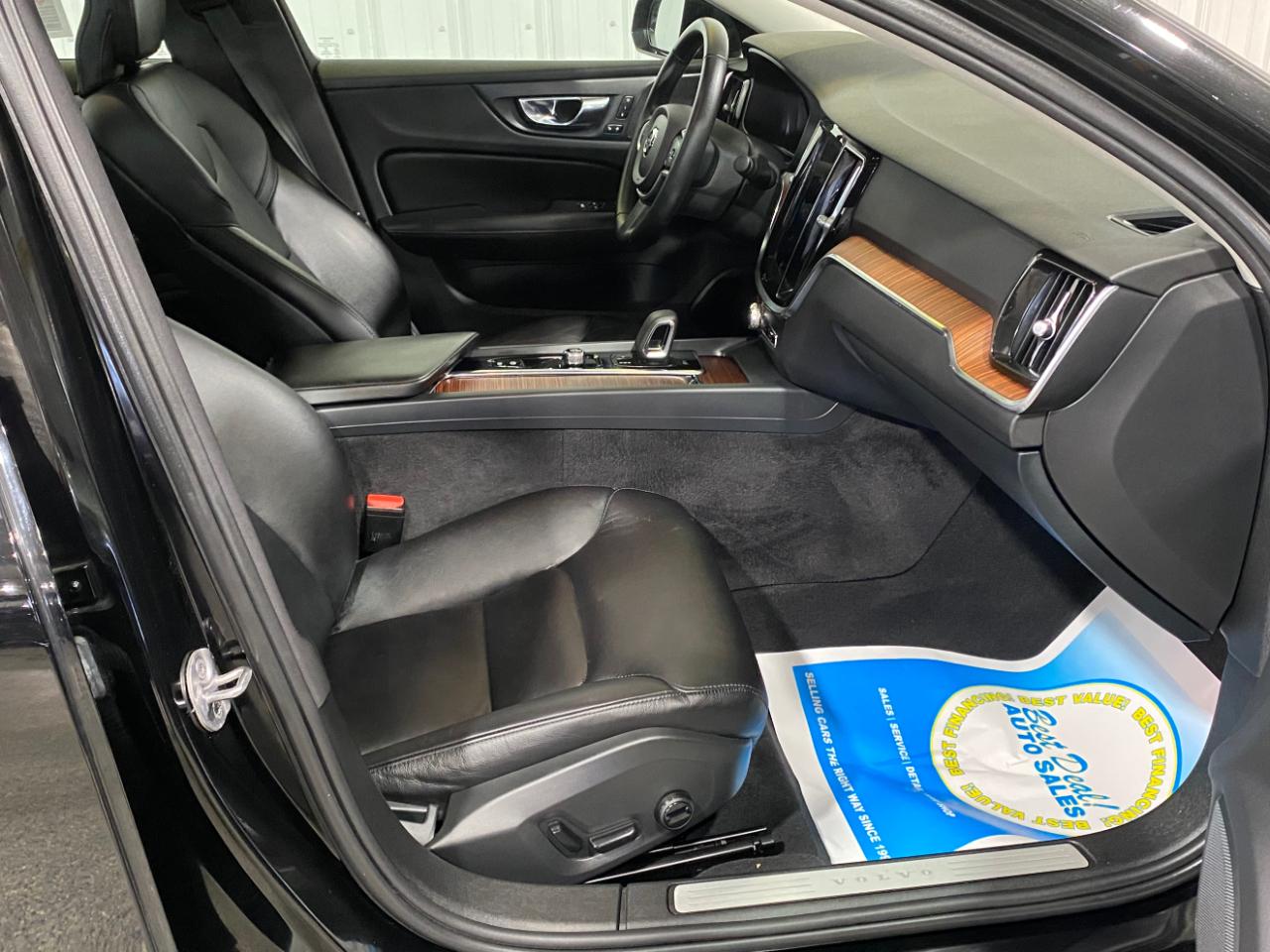 Volvo S60 B5 Momentum 2022