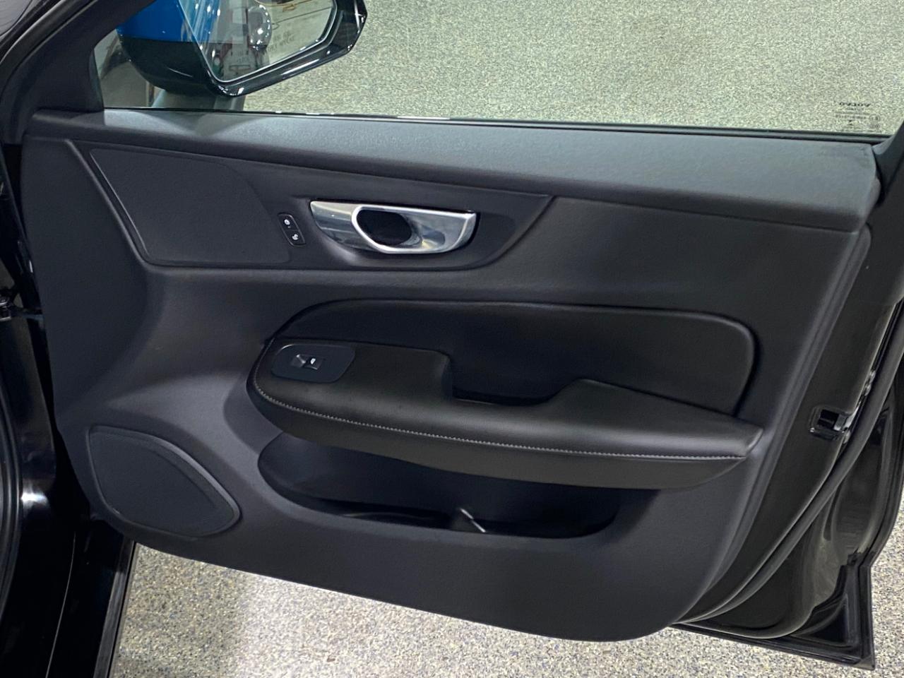 Volvo S60 B5 Momentum 2022