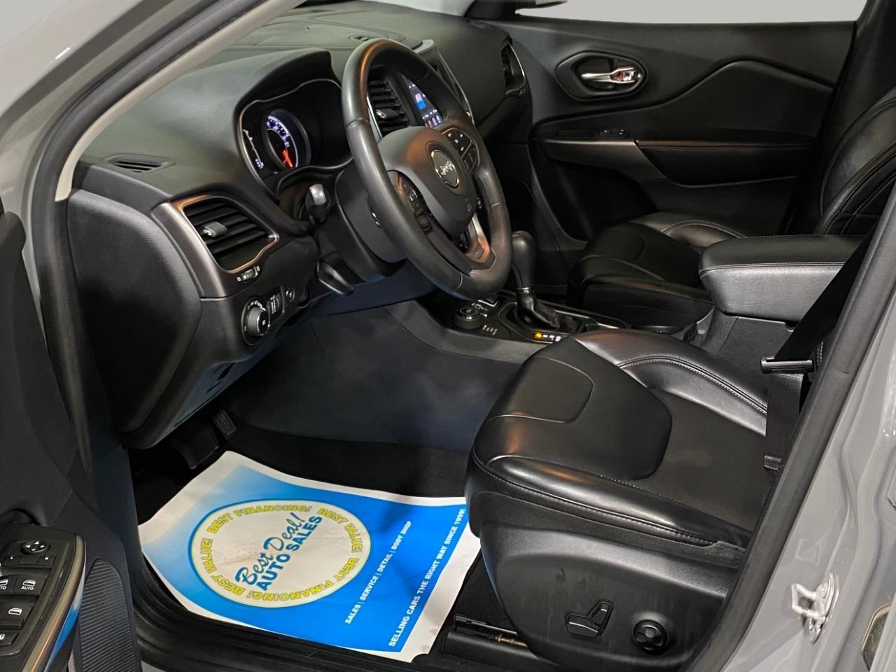 Jeep Cherokee Latitude Plus 4WD 2020