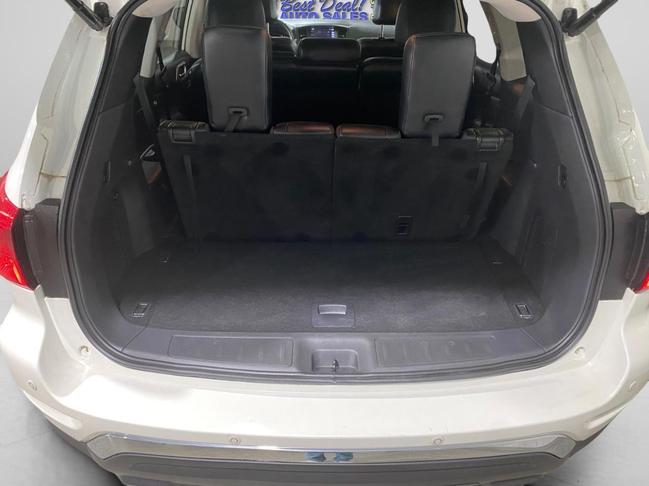 Nissan Pathfinder SL 4WD 2018