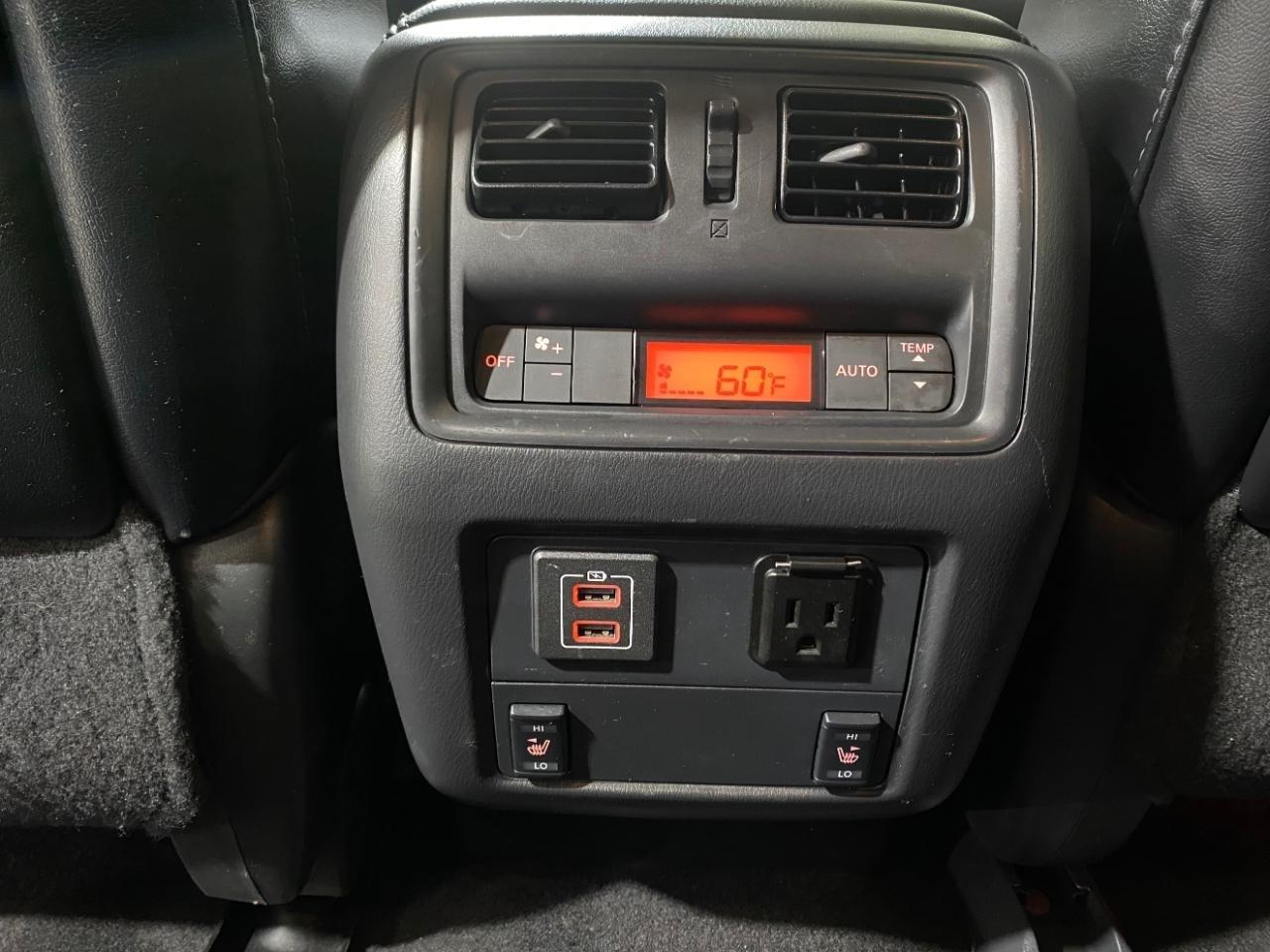 Nissan Pathfinder SL 4WD 2018