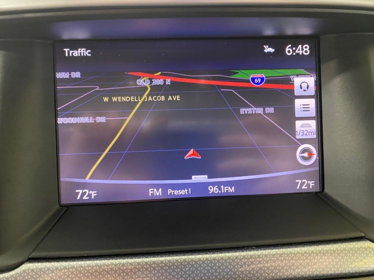 Nissan Pathfinder SL 4WD 2018