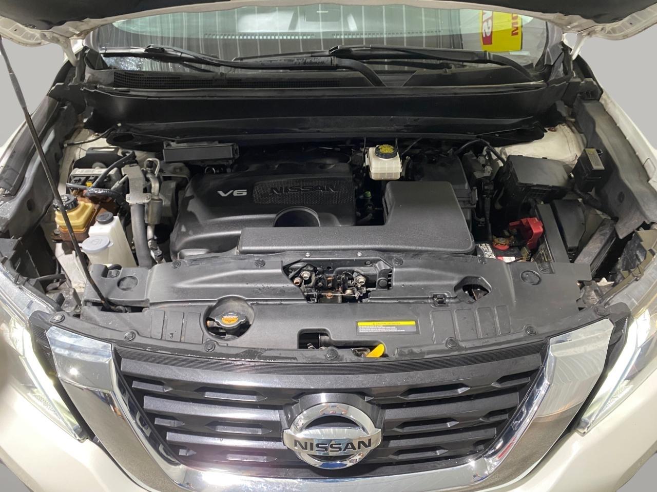 Nissan Pathfinder SL 4WD 2018