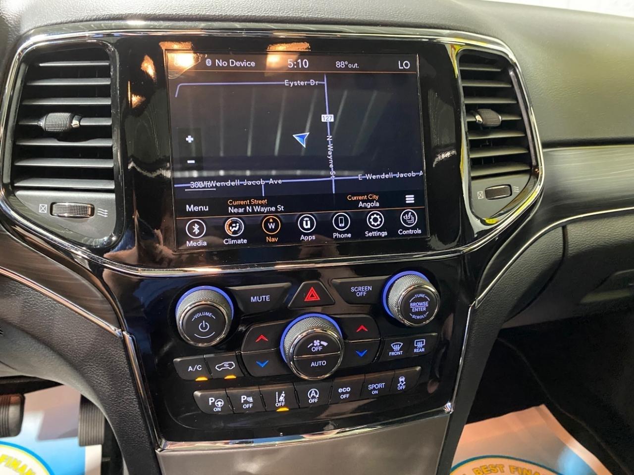Jeep Grand Cherokee Limited 4WD 2021
