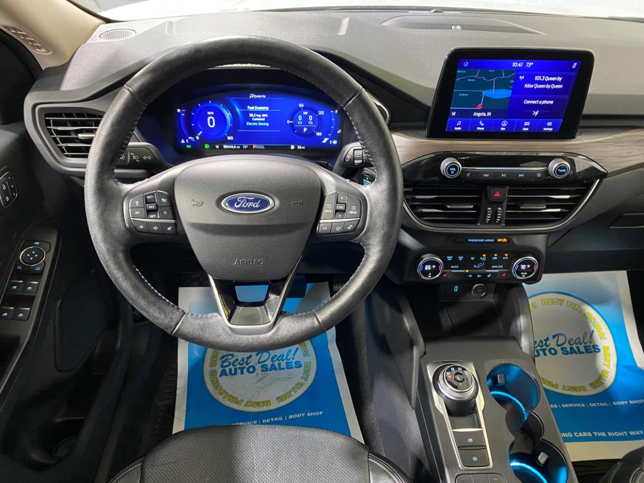 Ford Escape Hybrid Titanium 2020
