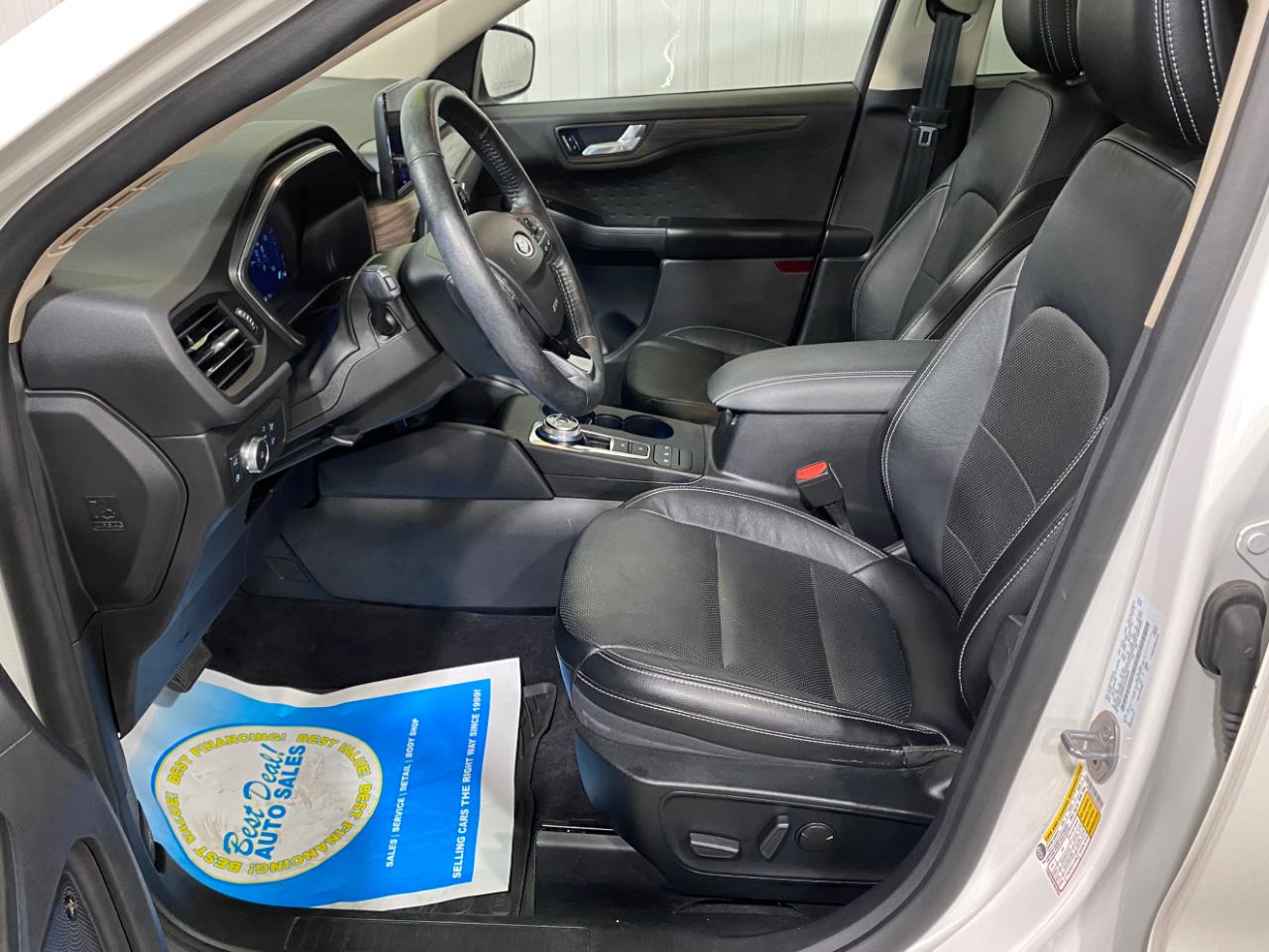Ford Escape Hybrid Titanium 2020