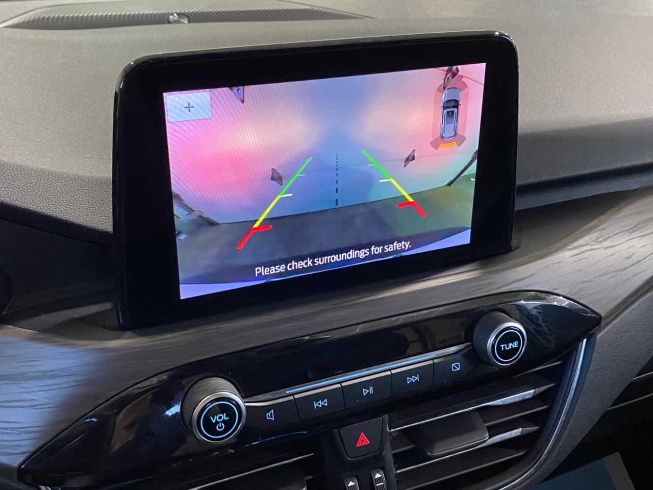 Ford Escape Hybrid Titanium 2020