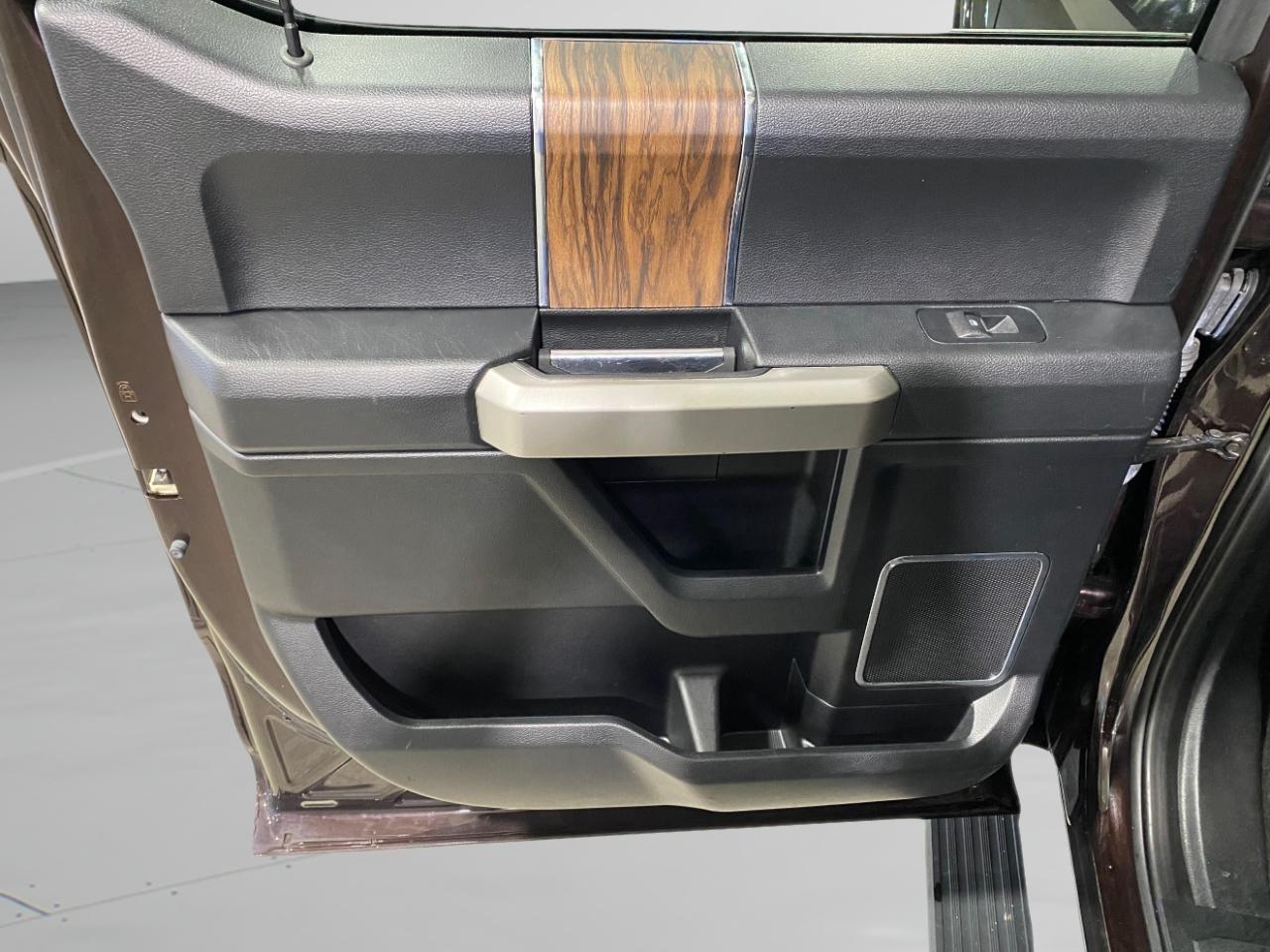 Ford F-150 Lariat SuperCrew 5.5-ft. Bed 4WD 2019