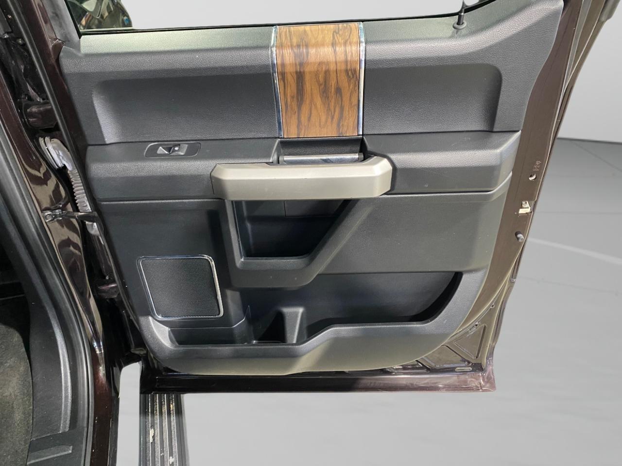 Ford F-150 Lariat SuperCrew 5.5-ft. Bed 4WD 2019