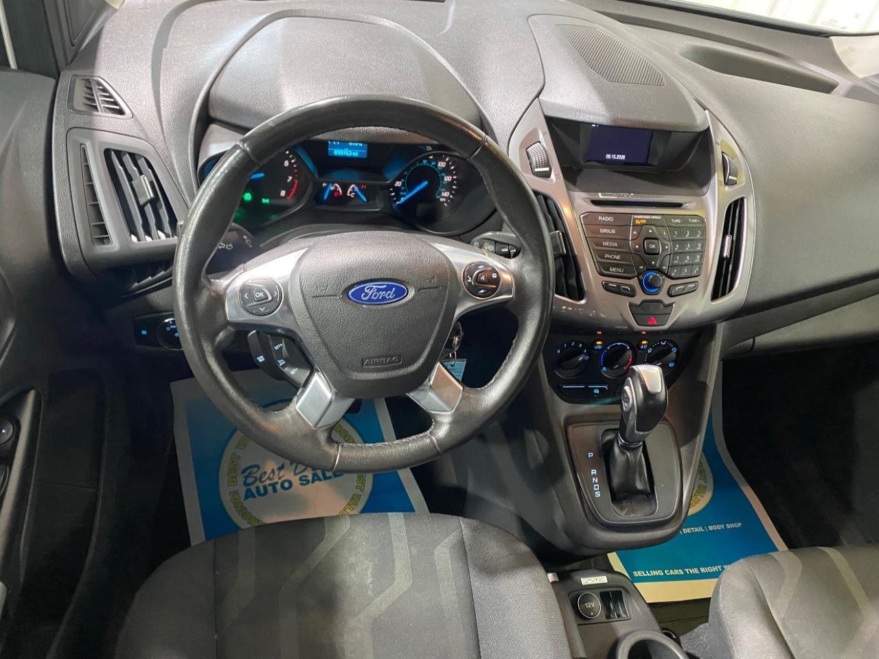 Ford Transit Connect Cargo Van XLT LWB w/Rear Liftgate 2017